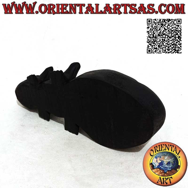 Cendrier en forme de reptile (dragon de Komodo) en bois d'acajou foncé (coupe à droite)