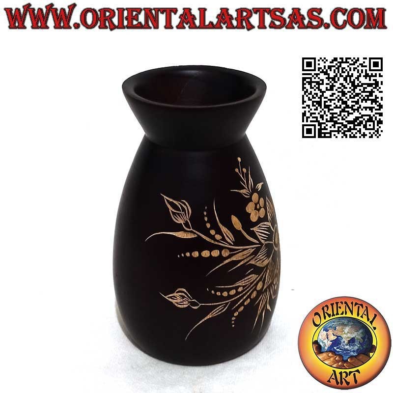 Flower vase in mahogany wood with large 15 cm hand engraved flower