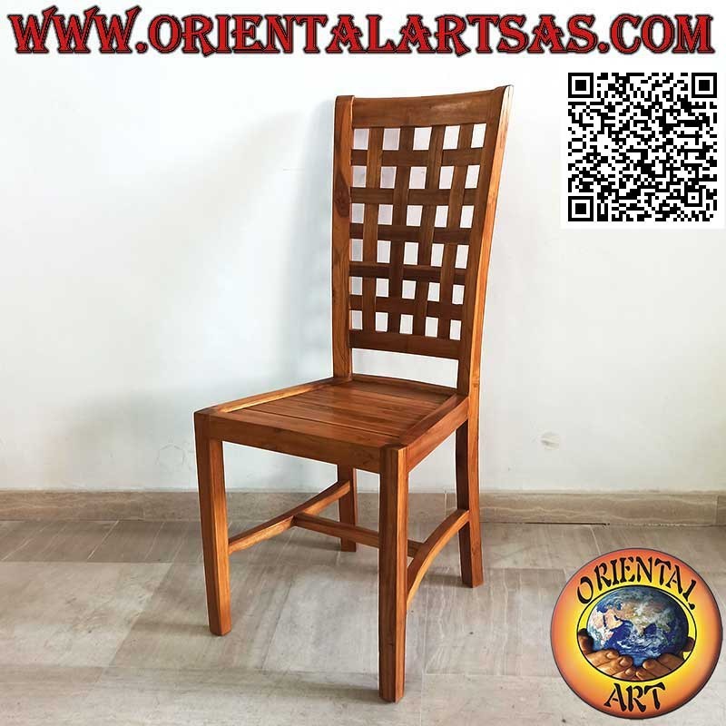 Sedia a schienale alto con listarelle intrecciate a quadri in legno di teak