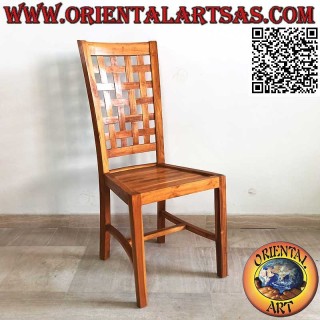 Silla de respaldo alto con tiras tejidas con cuadrados en madera de teca
