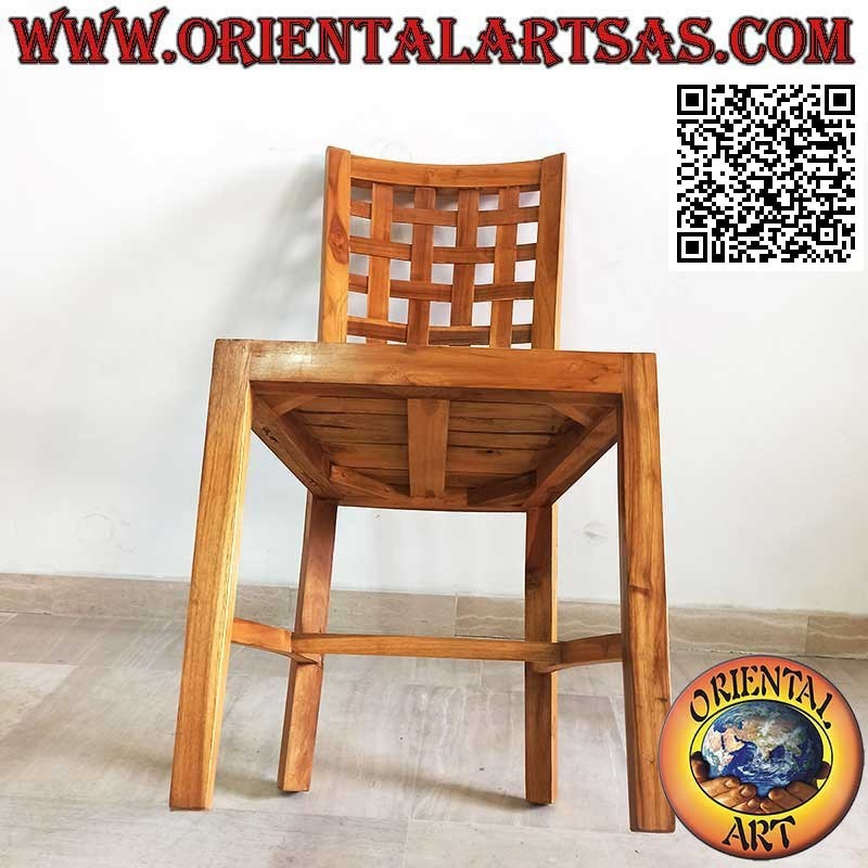 Sedia a schienale alto con listarelle intrecciate a quadri in legno di teak