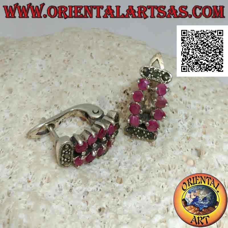 Pendientes de plata, rectángulo calado de 8 rubíes redondos engastados y marcasita (cerradura de palanca)