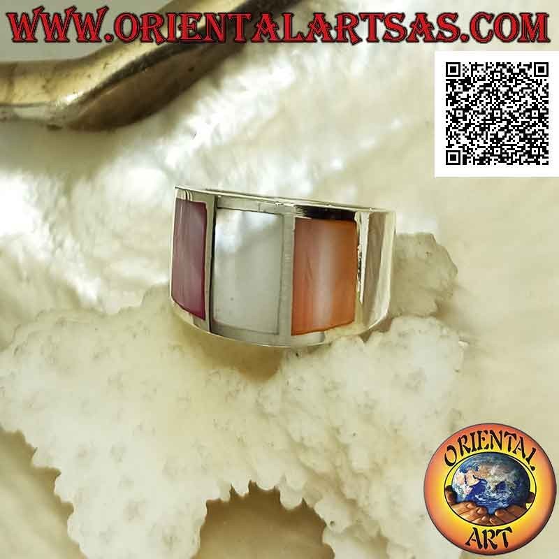 Anillo de plata con banda lisa con tres nácar multicolor engastados al ras (3)