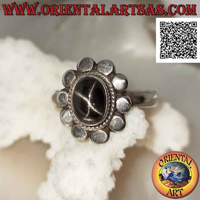Anillo Plata 925 Black Star óvalo cabujón entrelazado tachuelas. Pieza única artesanal.