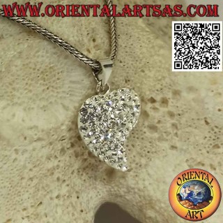 Pendentif en argent, coeur à pointe allongée parsemée de micro-strass blancs