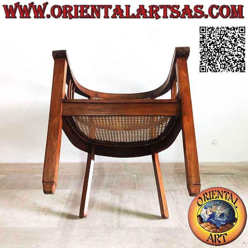 Sillón redondo en madera de teca con asiento y respaldo en paja de Viena (triple correa)