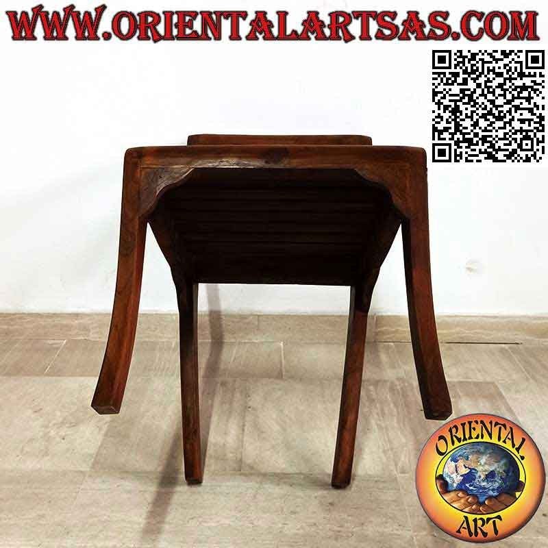 Silla curva con respaldo anatómico y base de listones, en madera de teca