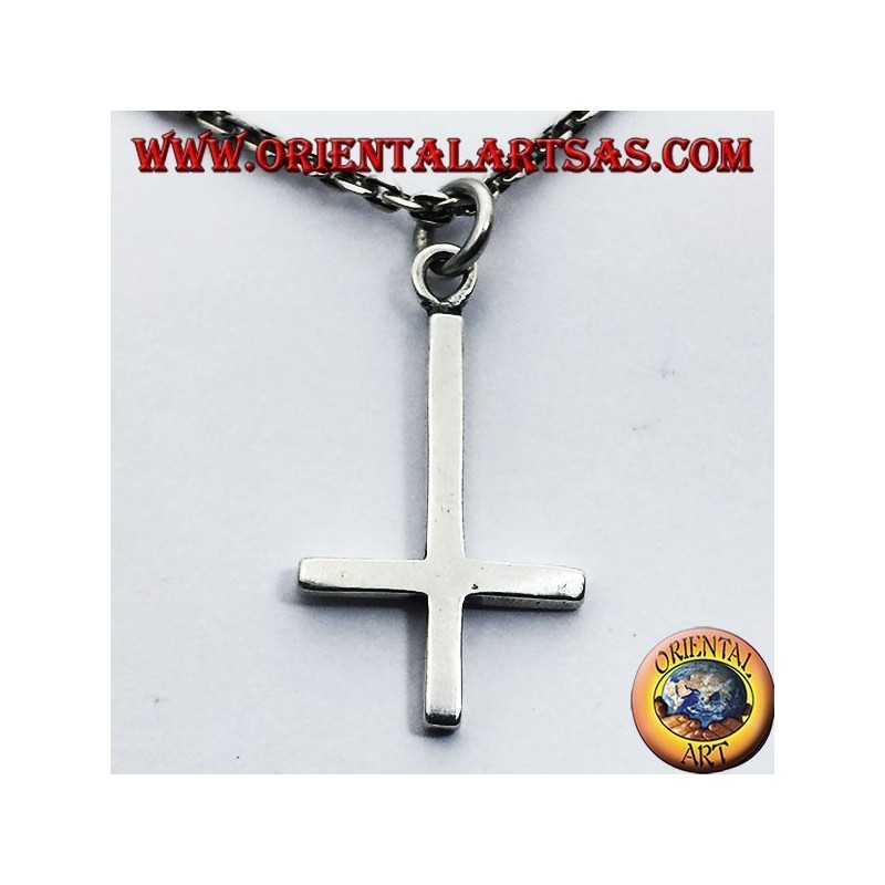 colgante de la cruz de San Pedro, o la cruz de plata anticristiana