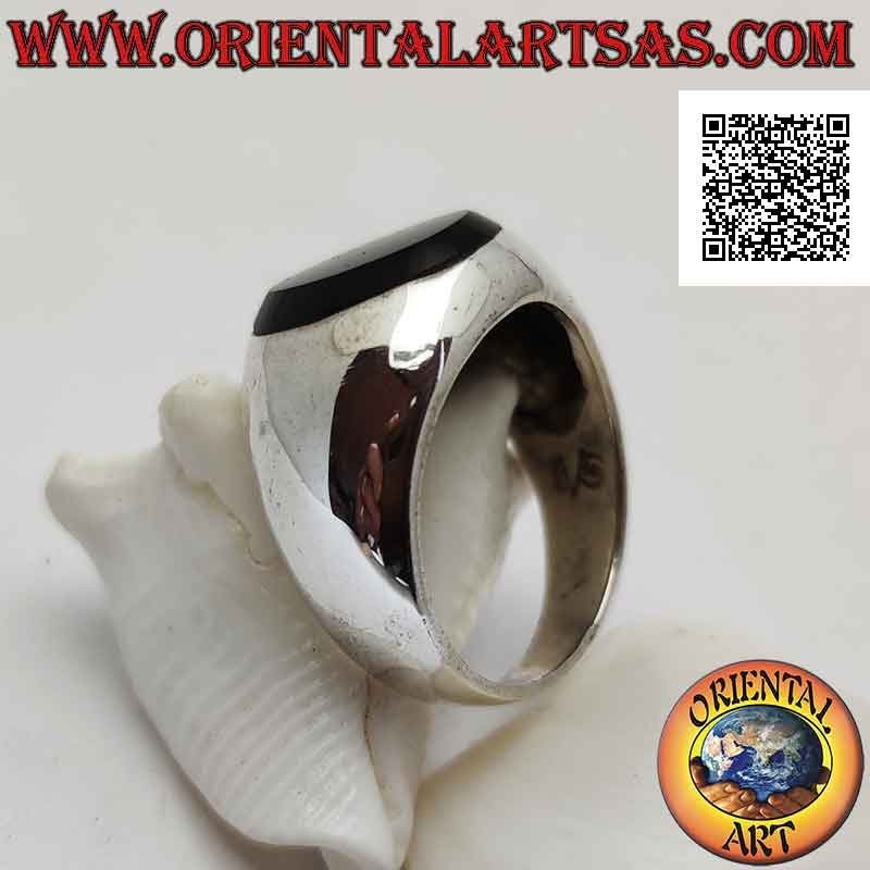 Anillo de plata convexo liso con ónix ovalado plano en relieve con doble borde sobresaliente