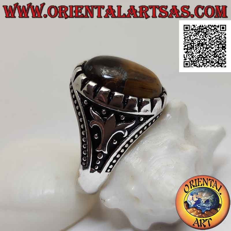 Bague en argent avec oeil de tigre ovale cabochon et arbre et boules en bas-relief sur les côtés