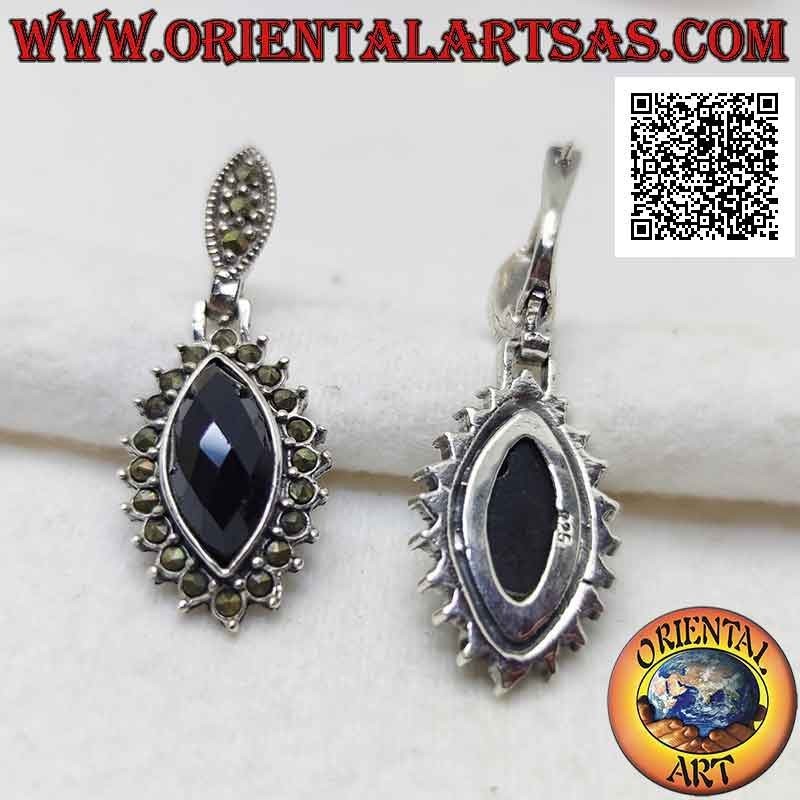 Pendientes de plata con ónix lanzadera facetado rodeado de marcasita incrustada (cerradura de palanca)