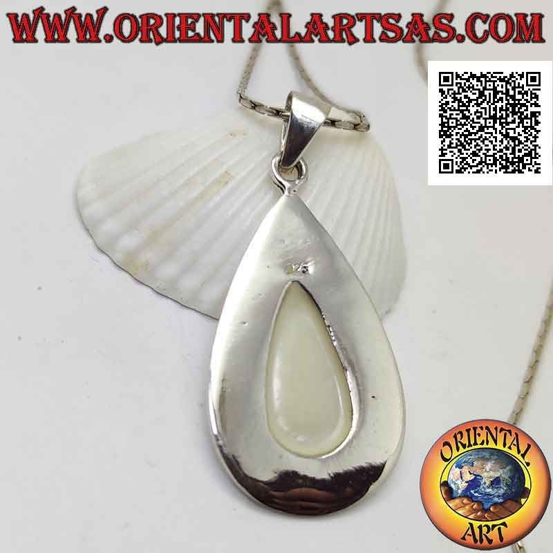 Silver pendant with pear-shaped mother-of-pearl set flush with the edge on a smooth frame