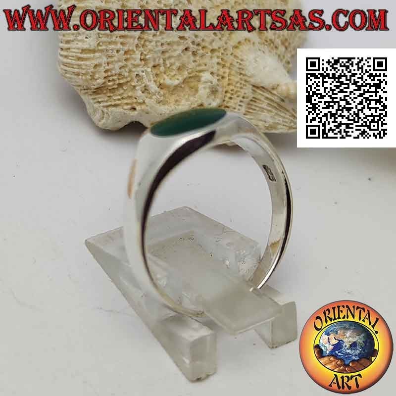 Anello in argento liscio leggermente bombato con agata verde tonda a filo borbo 8 Ø