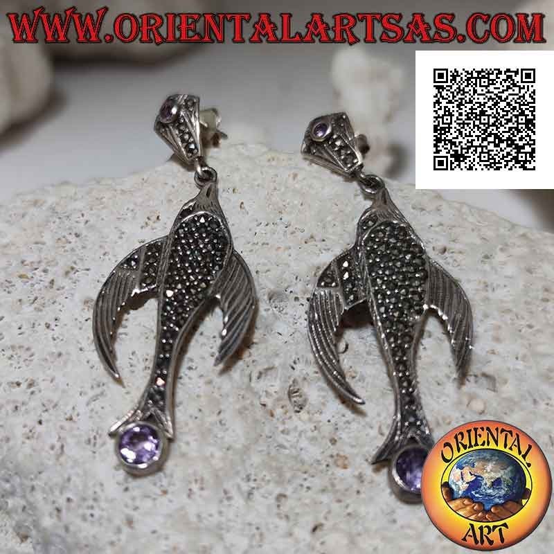 Silberlappenohrringe mit Schwalbe, besetzt mit Markasit und natürlichem rundem Amethyst