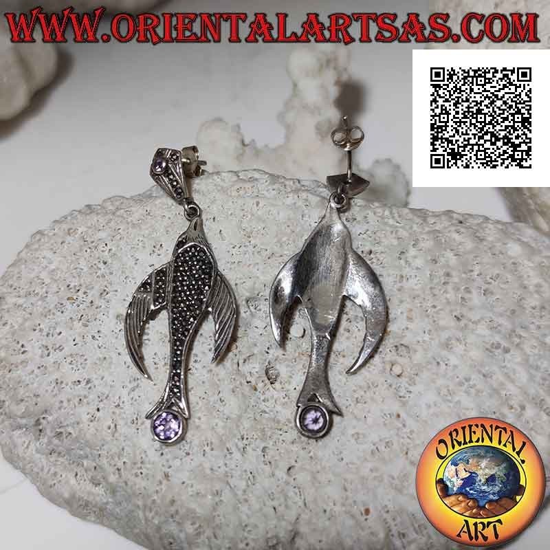 Silberlappenohrringe mit Schwalbe, besetzt mit Markasit und natürlichem rundem Amethyst