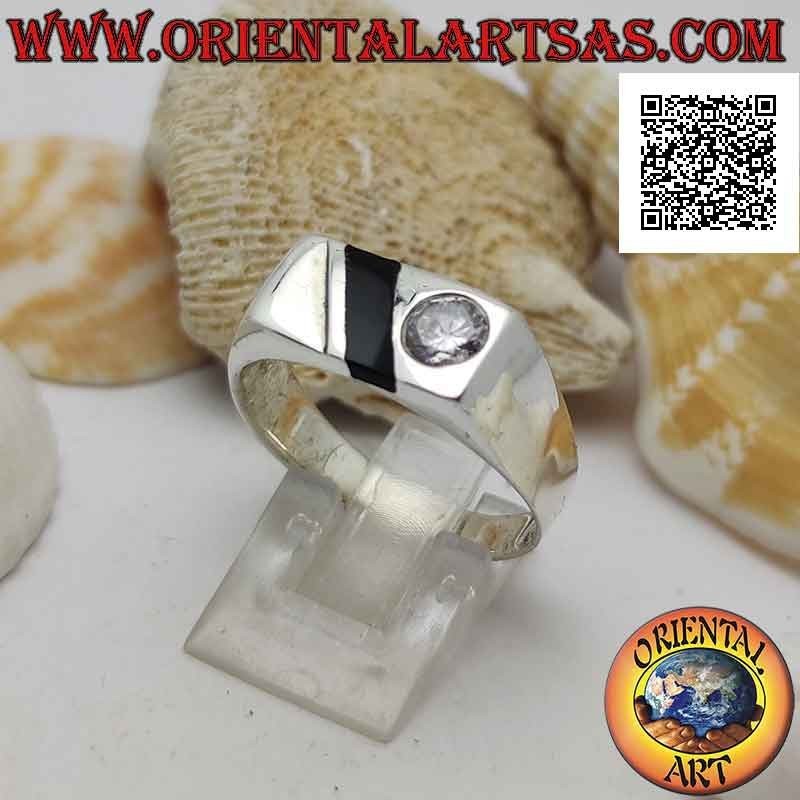Anillo de plata lisa de estilo elegante con banda de ónix y circonita blanca redonda