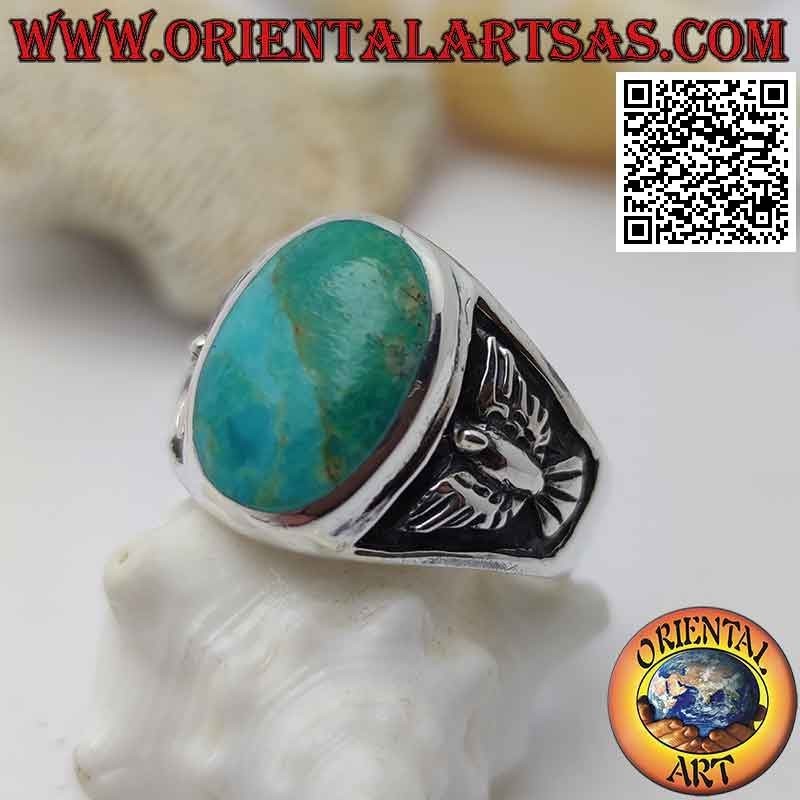 Anello in argento con turchese naturale ovale ed aquila a bassorilievo sui lati (24)