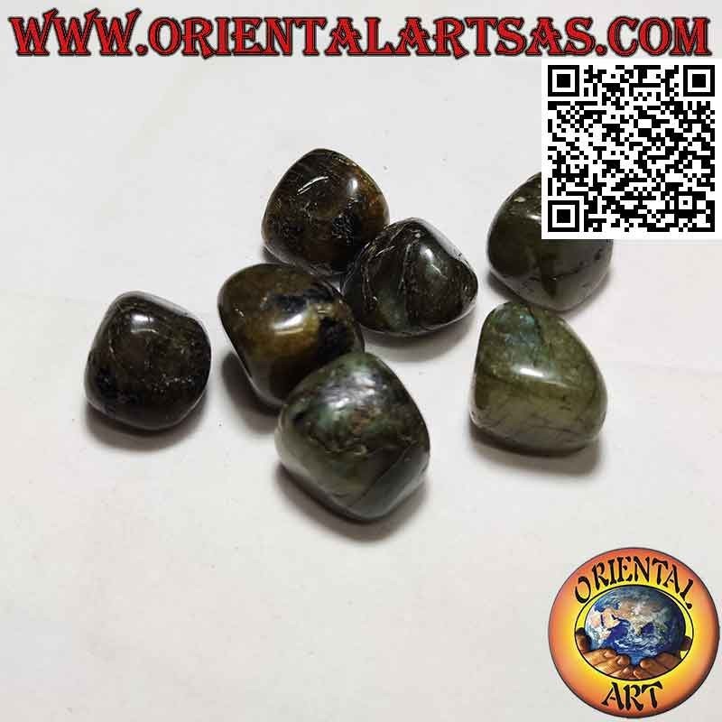 Labradorite burattato