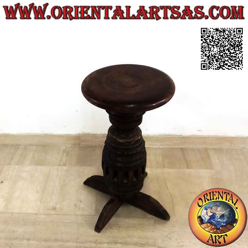 Swivel stool made with ancient pieces of a solid wood wagon