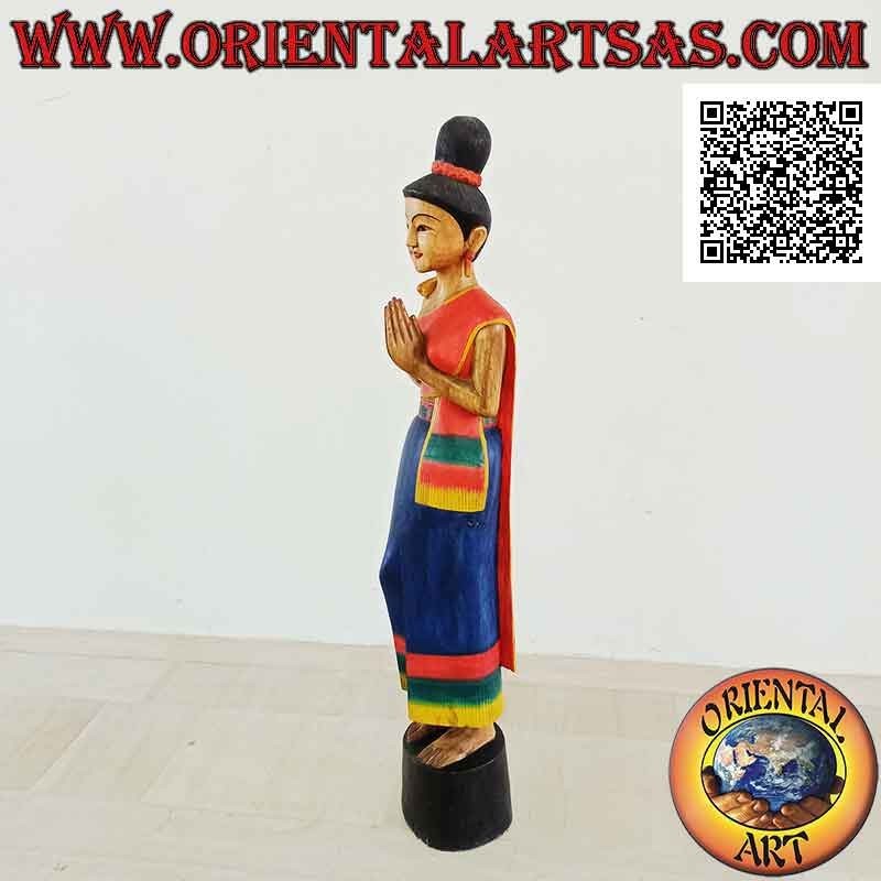 Sculpture d'une femme thaïlandaise dans une salutation formelle de bienvenue "Wai ou Sawasdee" en bois de suar 150 cm (bleu)