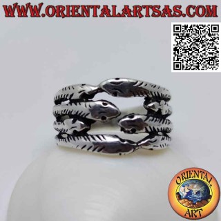 Bague en argent avec quatre rangées de serpents en forme