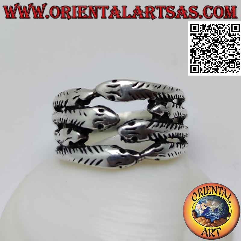 Bague en argent avec quatre rangées de serpents en forme