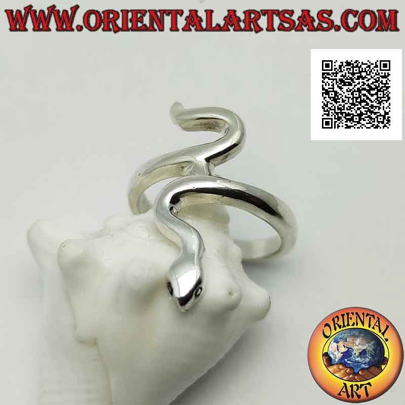 Silver ring in the shape of a snake with an enveloping smooth skin in motion