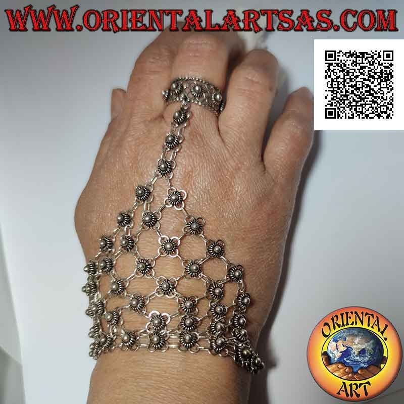 They kiss in 925 ‰ silver small flowers linked together and adjustable ring of flowers