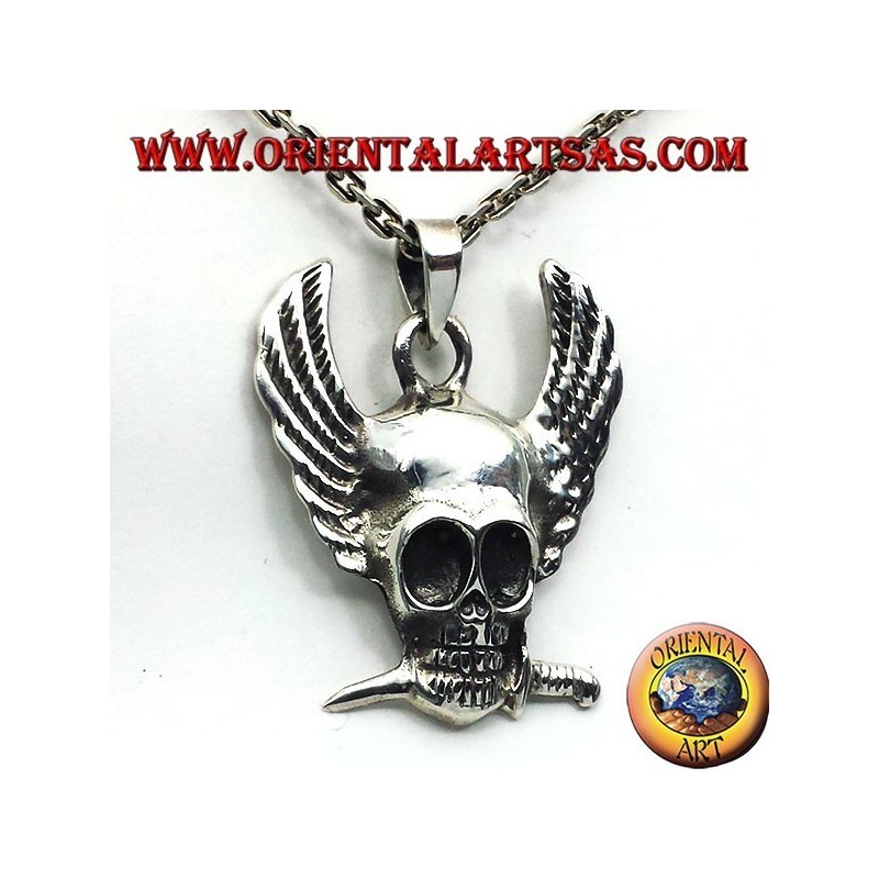 silver pendant skull with wings