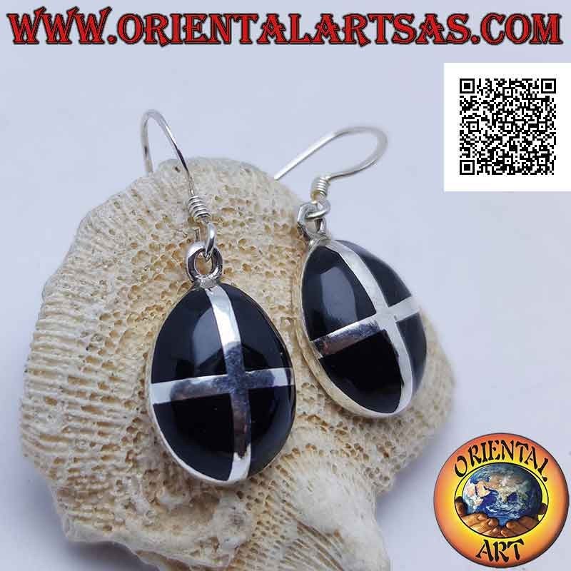 Boucles d'oreilles en argent avec cabochon ovale onyx traversé d'une croix en argent