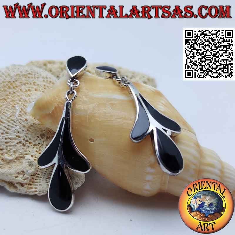 Silberohrringe in Form eines Hibiskus mit glattem Rand Onyx