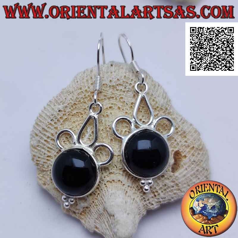 Boucles d'oreilles lobe avec cabochon rond onyx avec cercles perforés dessus et boules tris dessous