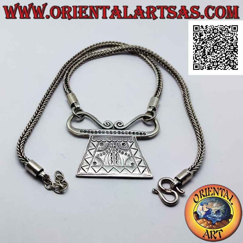 Collar de plata 925 ‰ de pulseras cuadradas de eslabones de serpiente indonesios unidos por un ataúd central grabado de 47 cm