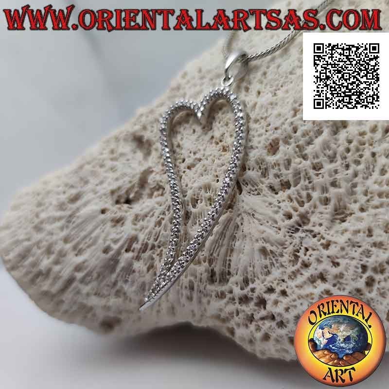 Colgante de plata, contorno de corazón con punta alargada tachonada de micro-pedrería blanca
