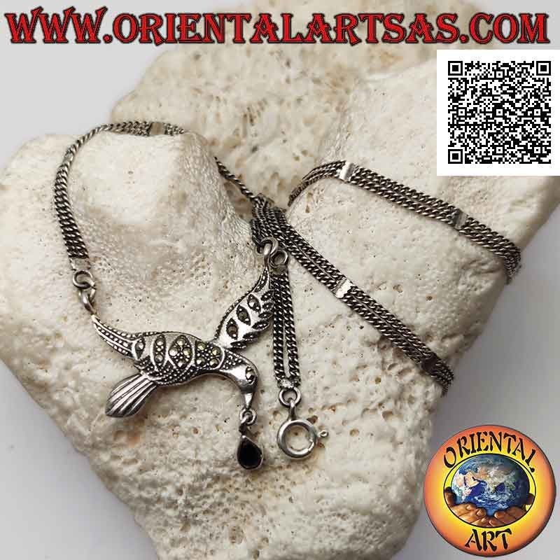 Collana in argento 925 ‰ coppia di catenine con rondine centrale tempestata di marcassite e goccia di onice