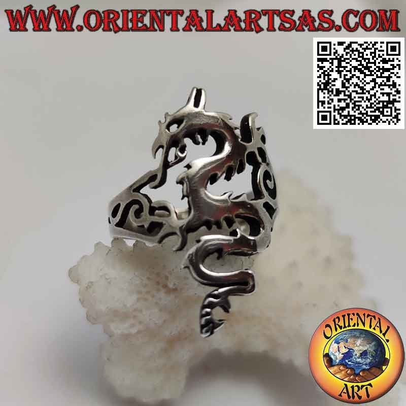 Smooth silver ring in the shape of a wyvern (dragon) flamethrower in profile