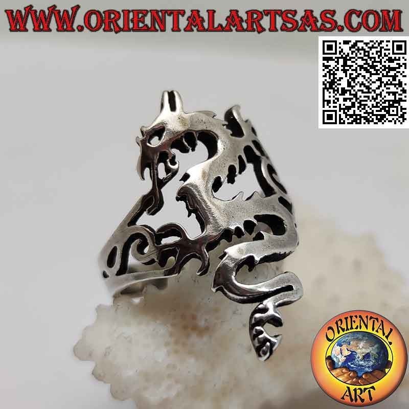 Smooth silver ring in the shape of a wyvern (dragon) flamethrower in profile