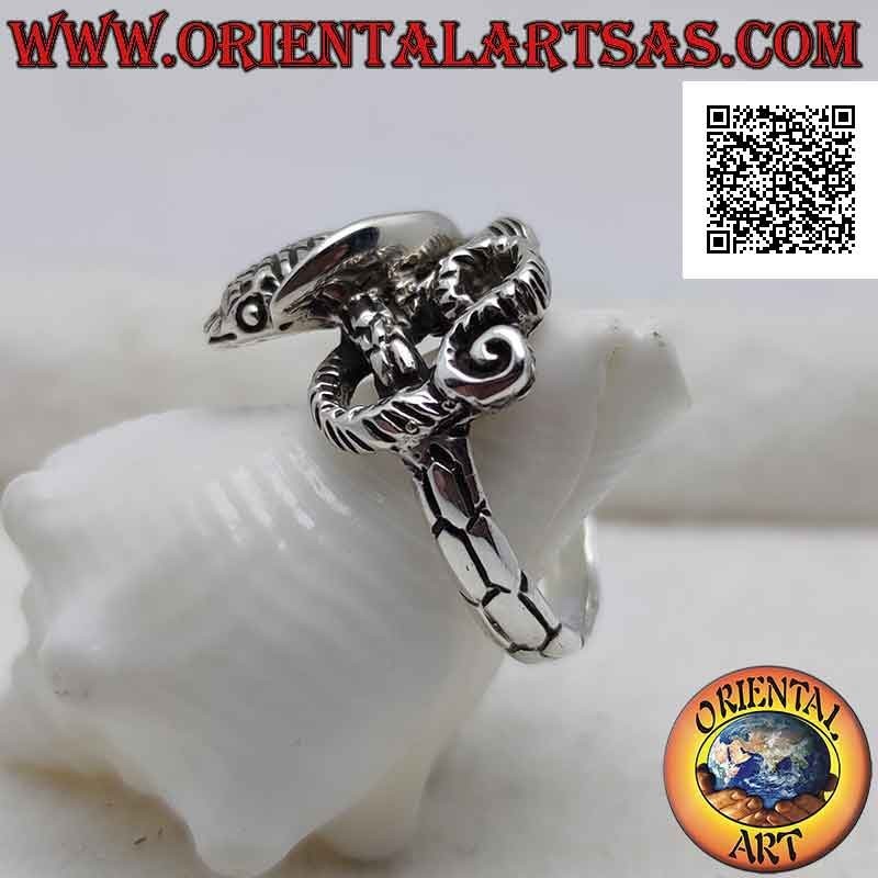 Anello in argento a forma di serpente "cobra" sagomato e attorcigliato (grande)