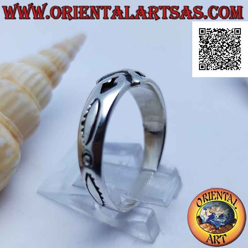 Anillo de plata con anillo de media luna con superposición con grabados mixtos