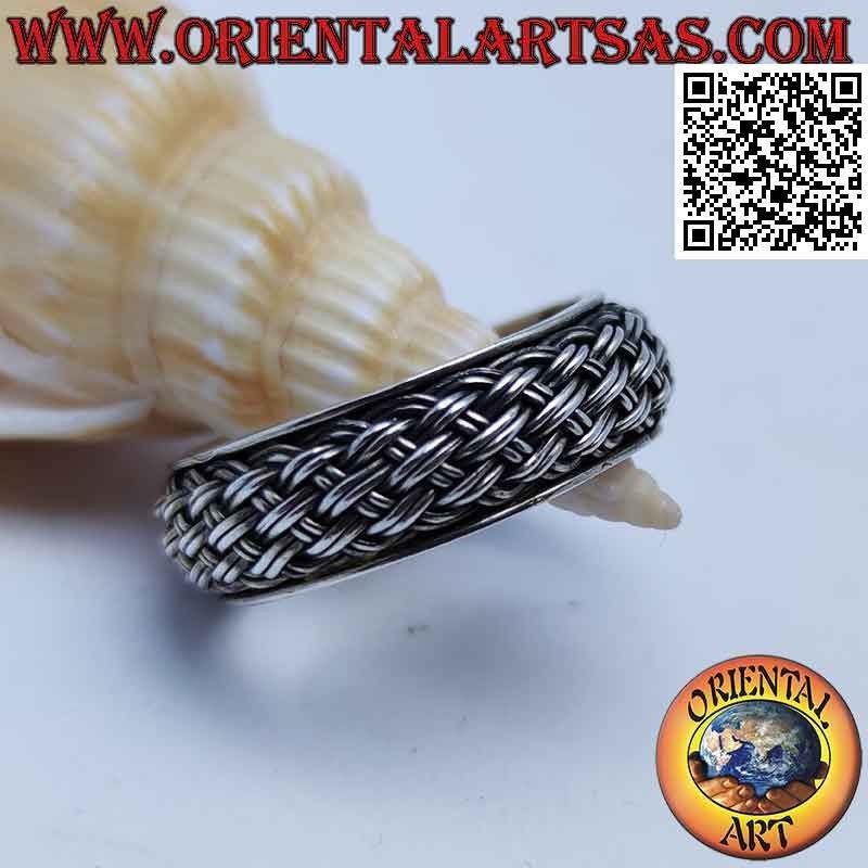 Bague en argent avec bande arrondie, entrelacement de quelques lignes