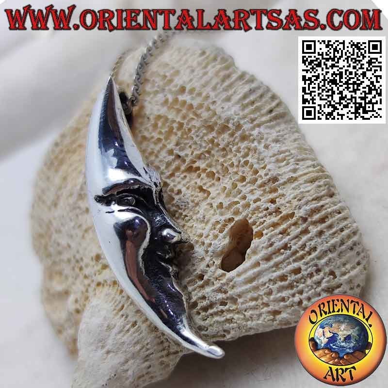 Ciondolo in argento, mezzaluna liscia con volto sagomato (stretta e lunga)