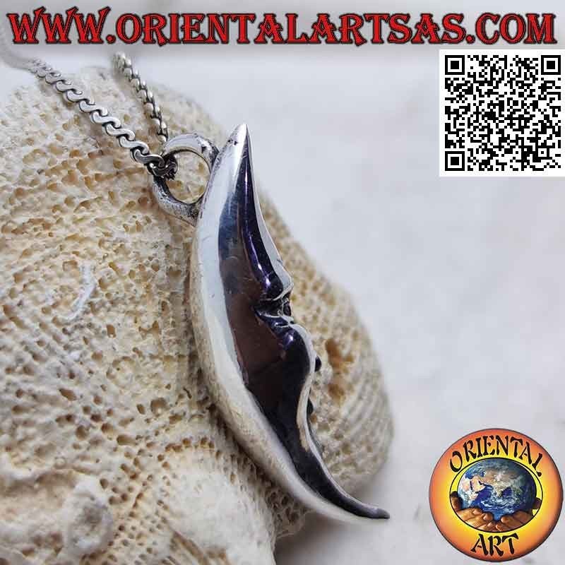 Ciondolo in argento, mezzaluna liscia con volto sagomato (stretta e lunga)
