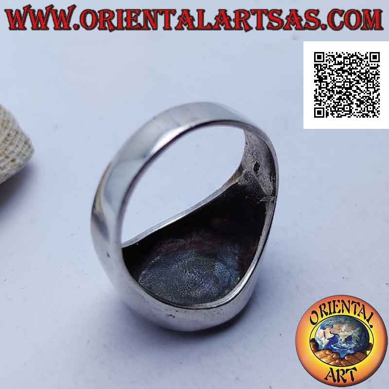 Bague en argent lisse avec syllabe sanskrite "ॐ" Oṃ dans le cercle soudé en haut relief