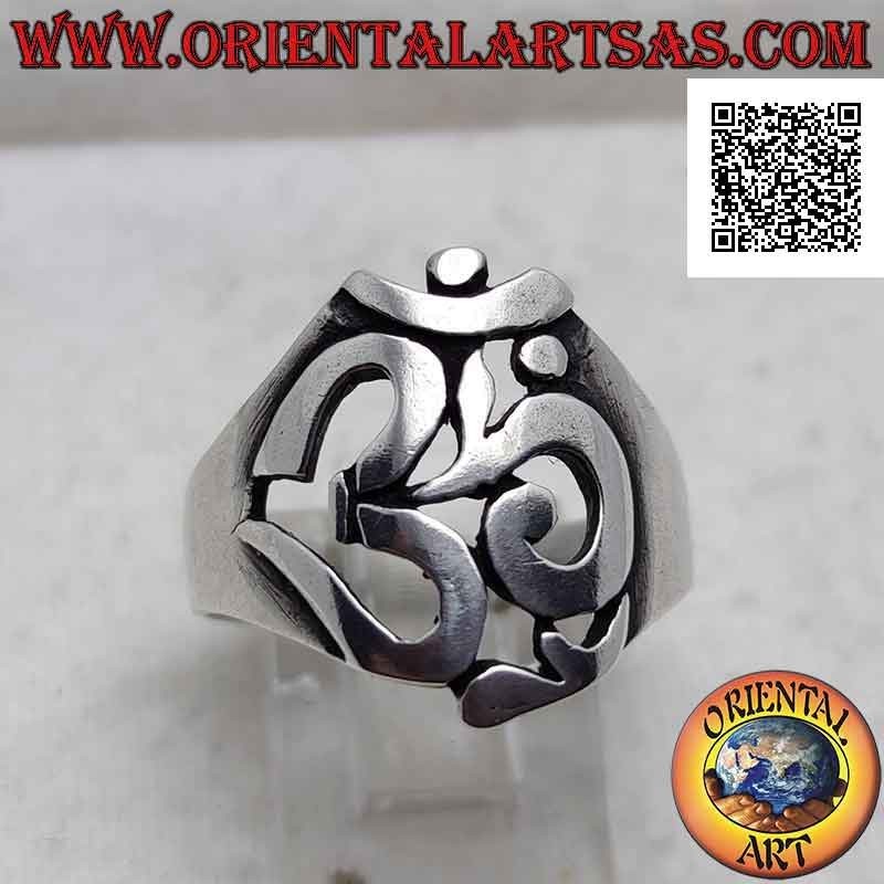 Anello in argento liscio sagomato a forma di sillaba sanscrita "ॐ" Oṃ traforata