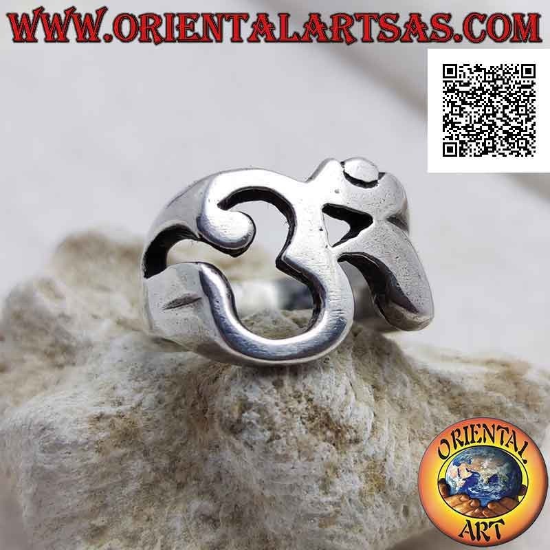 Glatter Silberring in Form einer durchbrochenen Sanskrit-Silbe "ॐ" Oṃ (dick)