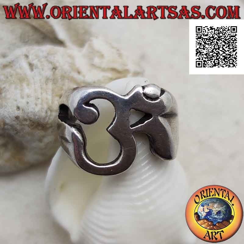 Smooth silver ring in the shape of an openwork Sanskrit syllable "ॐ" Oṃ (thick)