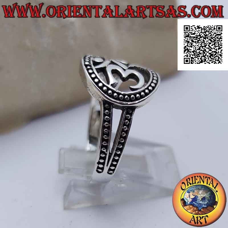 Silver ring with Sanskrit syllable "ॐ" Oṃ in the perforated dotted circle, attached by two dotted bands