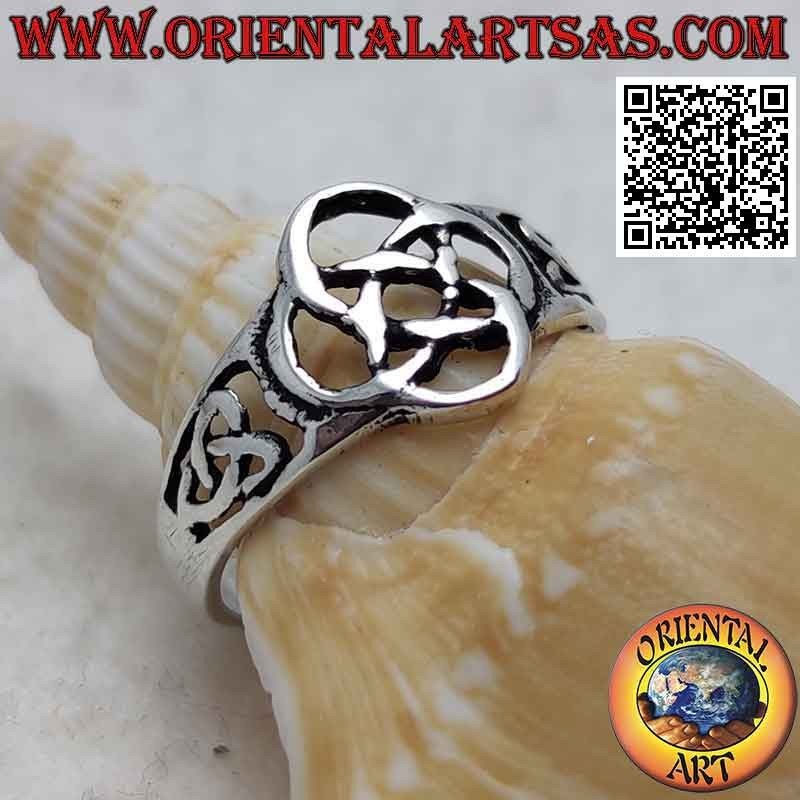 Bague en argent avec noeud celtique "Stella dell'Eire" ajouré