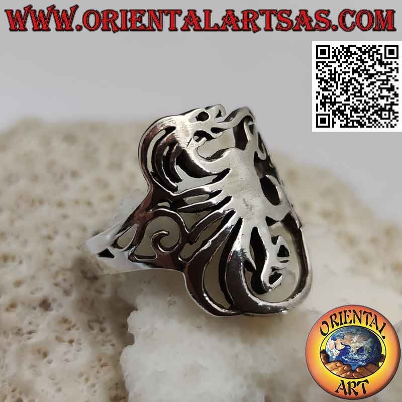 Bague en argent perforé avec griffon stylisé lisse