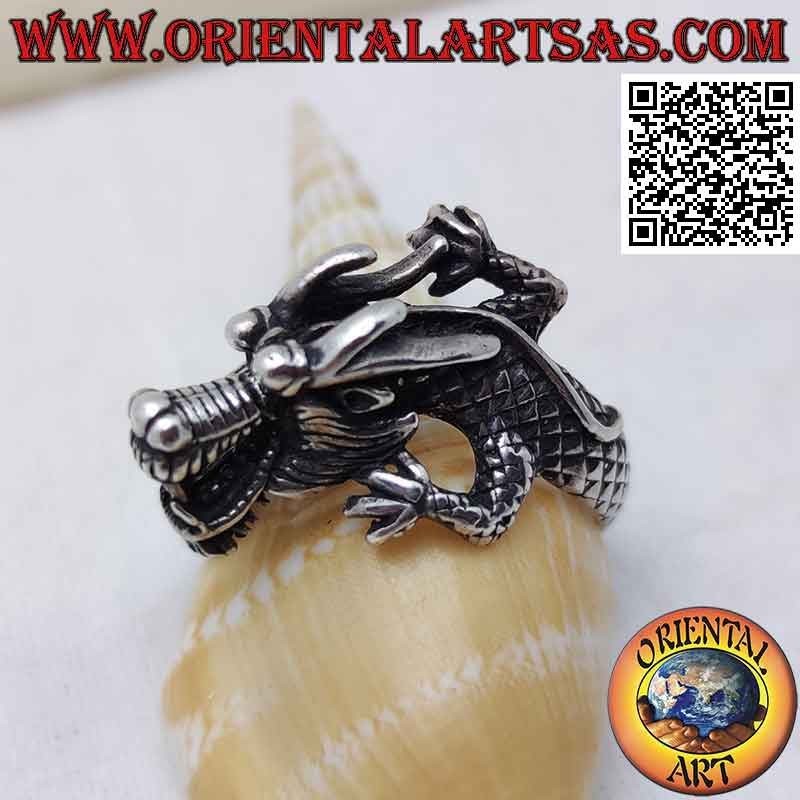 Anillo de plata con forma de dragón nepalí envolvente con hocico gruñón